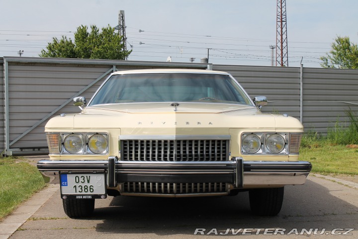 Buick Riviera 455 V8 1974