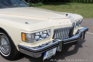 Buick Riviera 455 V8 1974