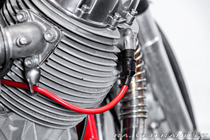 Moto Guzzi V7 SPORT Telaio Rosso 1972