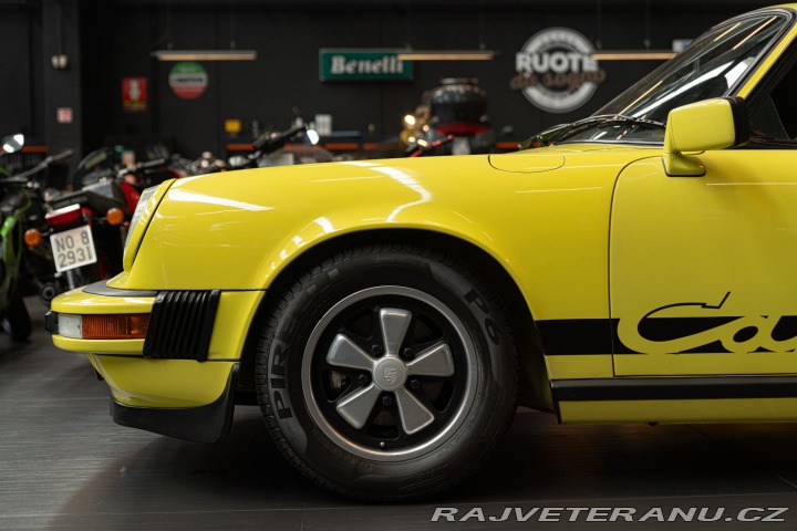 Porsche 911 CARRERA 2.7 SC TARGA 1975