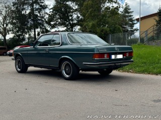 Mercedes-Benz 230 W123 230CE 1982