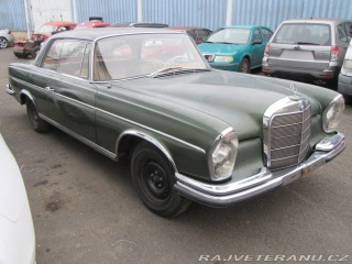 Mercedes-Benz 220 W111SEB coupe