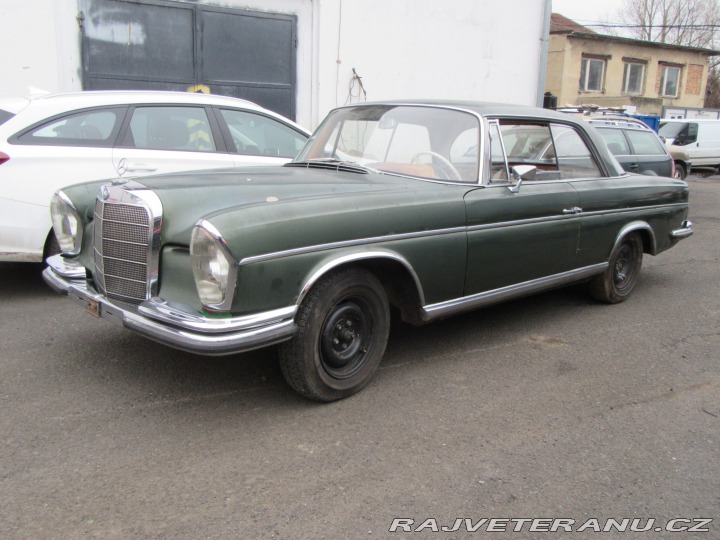 Mercedes-Benz 220 W111SEB coupe 1963