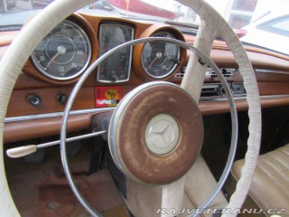 Mercedes-Benz 220 W111SEB coupe 1963