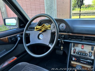 Mercedes-Benz 380 W126 SEC 1982