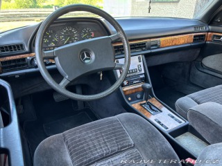 Mercedes-Benz 380 W126 SEC 1982