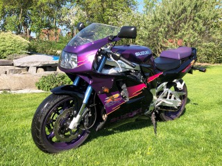 Suzuki  GSX-R 750, původní lak