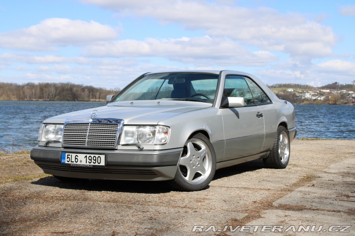 Mercedes-Benz 300 W124 300CE 24V 162kw 1990