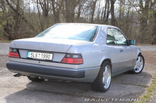 Mercedes-Benz 300 W124 300CE 24V 162kw 1990