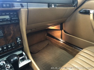 Mercedes-Benz 560 SL 560 COUPÉ / ROADSTER 1987