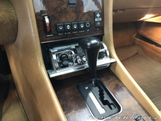 Mercedes-Benz 560 SL 560 COUPÉ / ROADSTER 1987