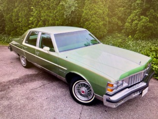 Pontiac Bonneville 