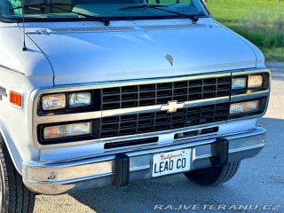 Chevrolet Ostatní modely G30 5.7 V8 Camper 1995