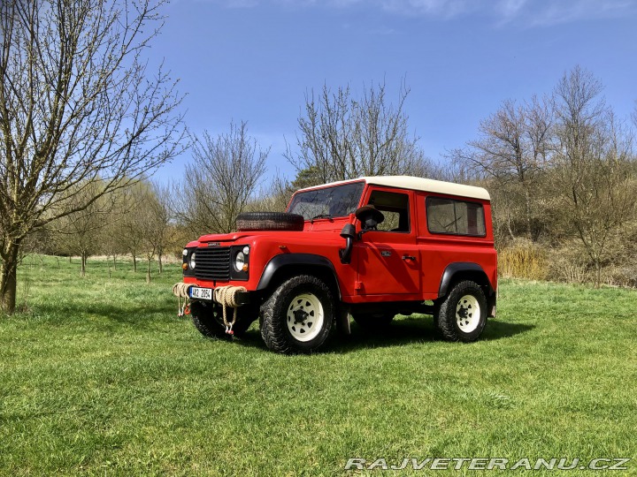 Land Rover Defender 1986