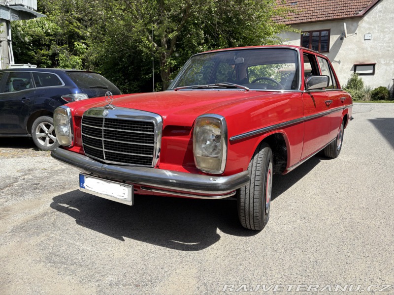 Mercedes-Benz 200 w114