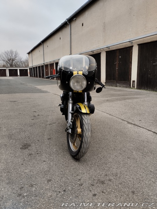 Suzuki GSX GSX 500 1985