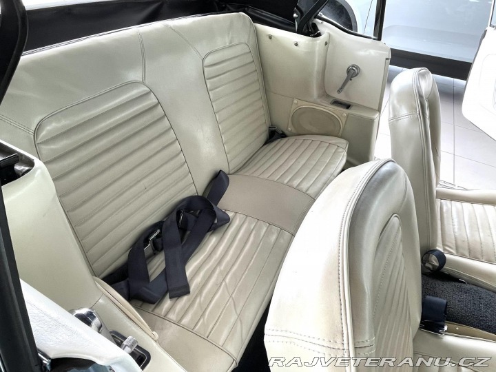 Ford Mustang Cabrio*manuál*Velmi zacho 1965