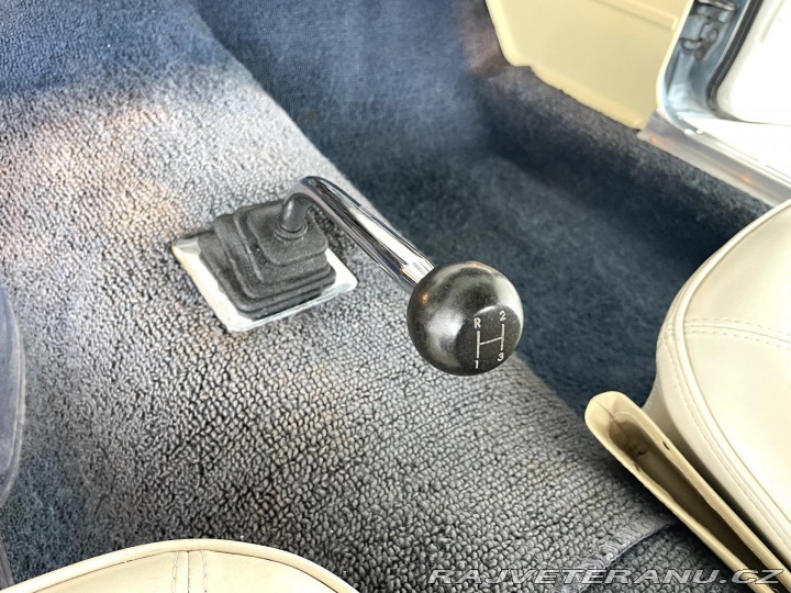 Ford Mustang Cabrio*manuál*Velmi zacho 1965
