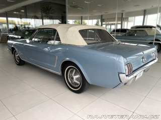 Ford Mustang Cabrio*manuál*Velmi zacho 1965