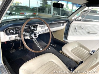 Ford Mustang Cabrio*manuál*Velmi zacho 1965