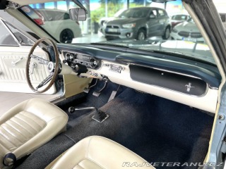 Ford Mustang Cabrio*manuál*Velmi zacho 1965