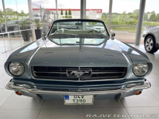 Ford Mustang Cabrio*manuál*Velmi zacho 1965