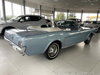 Ford Mustang Cabrio*manuál*Velmi zacho 1965