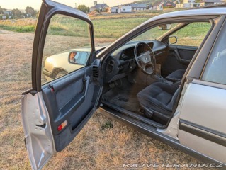 Opel Senator 2,9 Automat 115kW, po r 1987