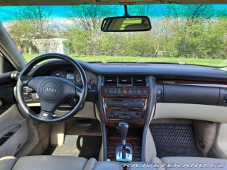 Audi S8 D2 1998