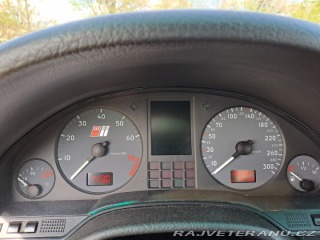 Audi S8 D2 1998