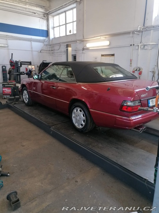 Mercedes-Benz 320 W124 1993