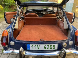 MG MGB GT 1972