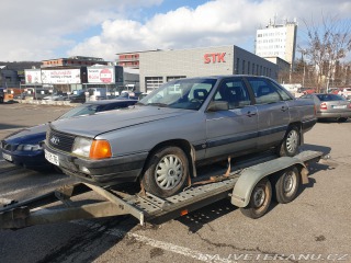 Audi 100 C3 sedan 5V