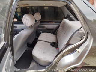 Peugeot 205 1989