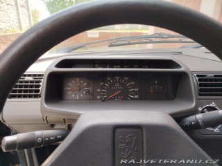 Peugeot 205 1989