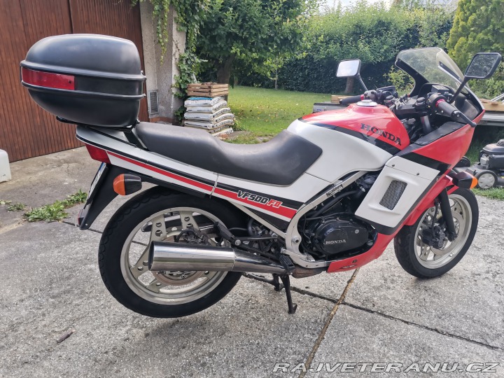 Honda VF VF500 1984