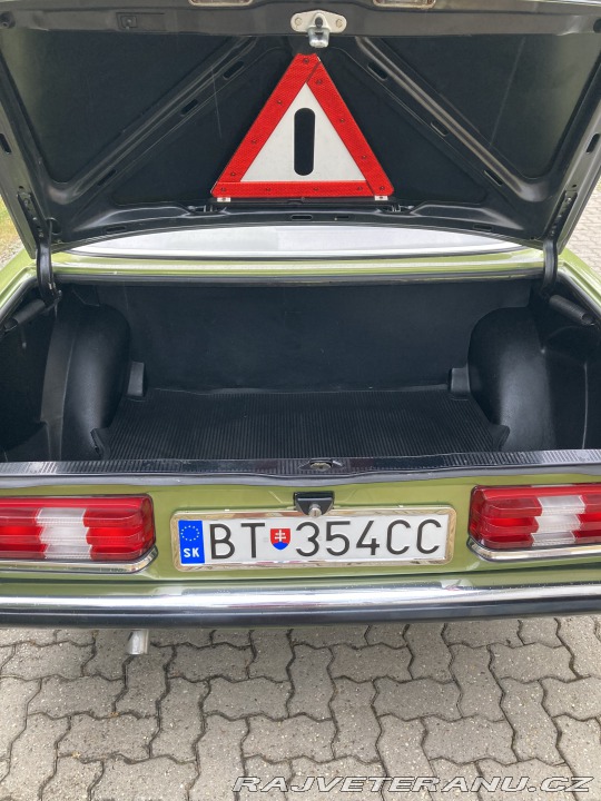 Mercedes-Benz 230 c123 1978