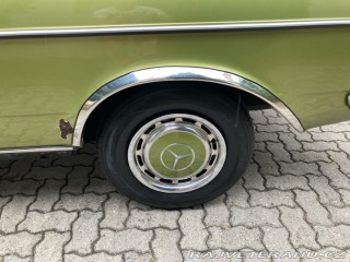 Mercedes-Benz 230 c123 1978