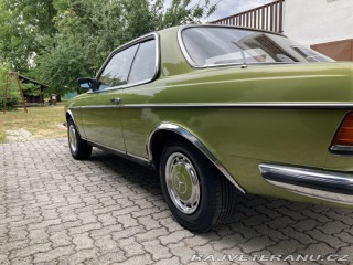 Mercedes-Benz 230 c123 1978