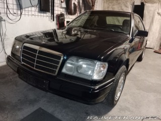 Mercedes-Benz 220 W124 coupé 1995