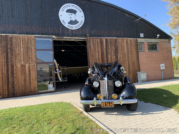 Buick Century Series 60 1937