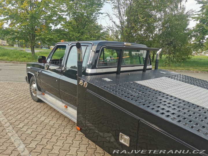 Chevrolet C/K C30 Silverado 3+3 1984