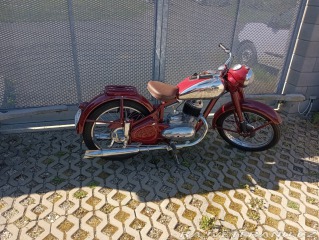 Jawa 250 11 pérák