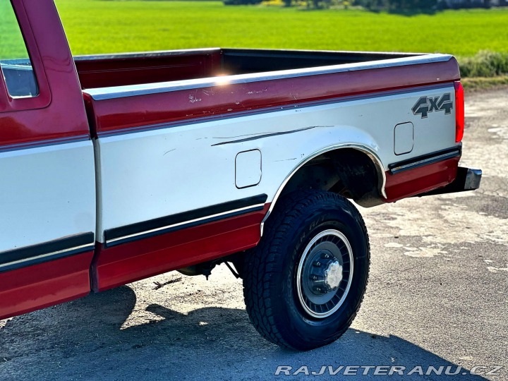 Ford F 250 7.5 V8 XLT 4x4 Manuál 1991