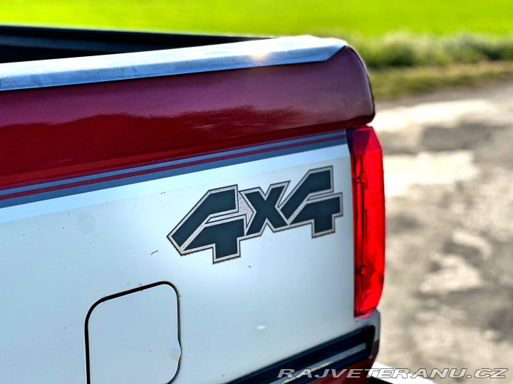 Ford F 250 7.5 V8 XLT 4x4 Manuál 1991