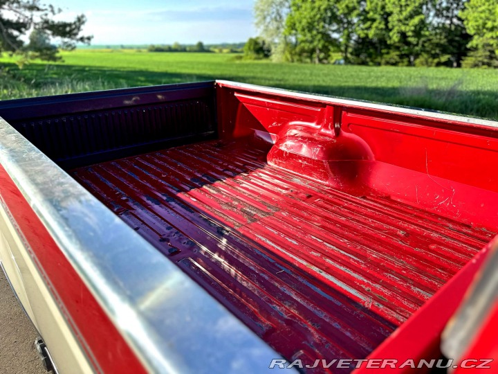 Ford F 250 7.5 V8 XLT 4x4 Manuál 1991