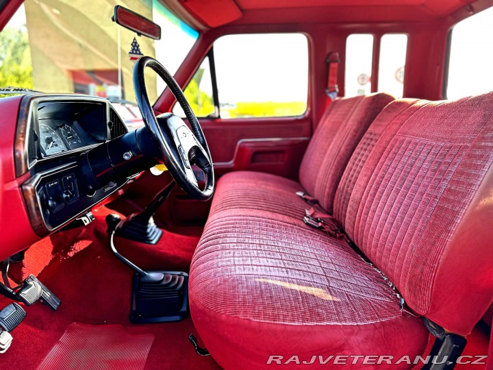 Ford F 250 7.5 V8 XLT 4x4 Manuál 1991