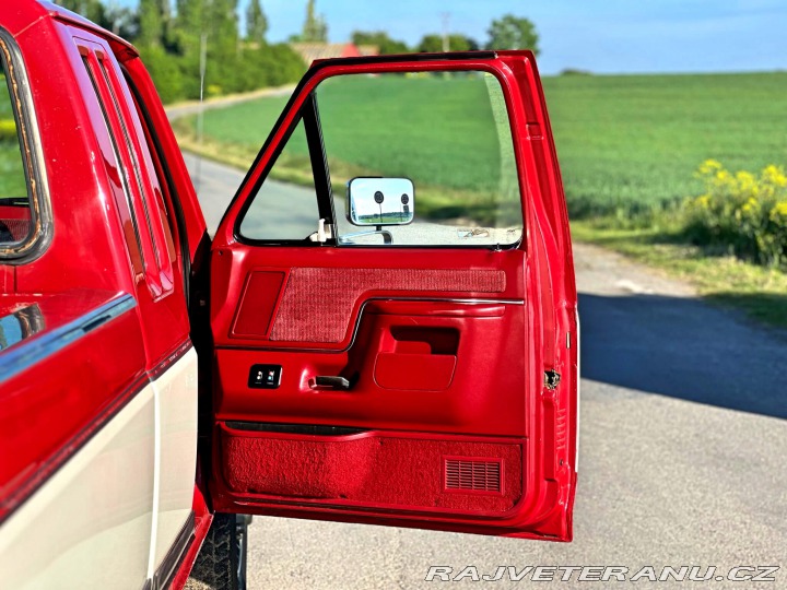 Ford F 250 7.5 V8 XLT 4x4 Manuál 1991