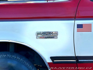 Ford F 250 7.5 V8 XLT 4x4 Manuál 1991
