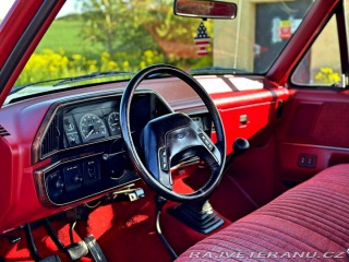 Ford F 250 7.5 V8 XLT 4x4 Manuál 1991